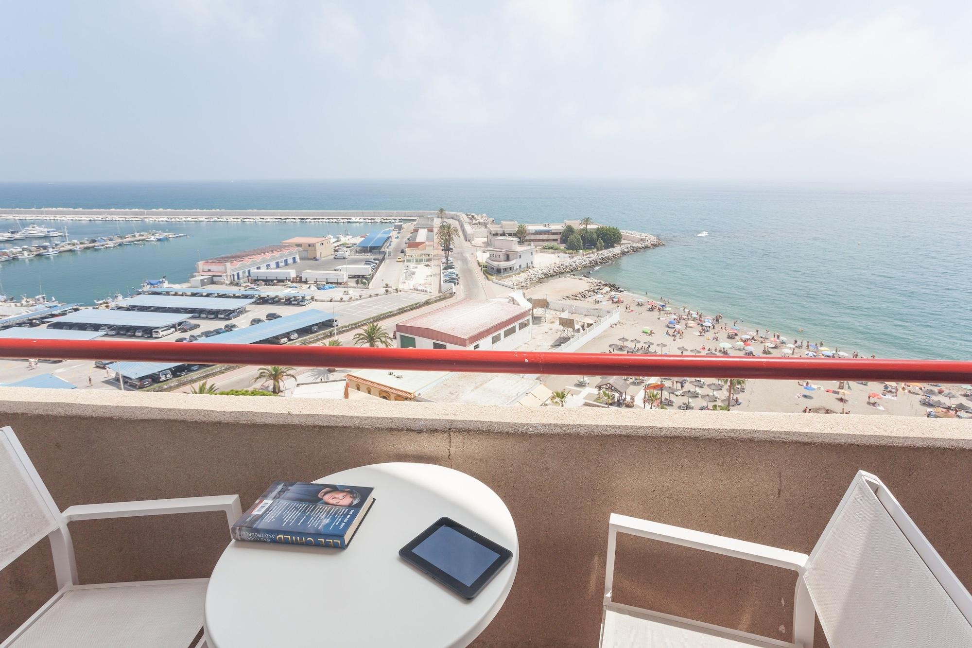 Hotel El Puerto By Pierre Vacances Fuengirola Exterior photo