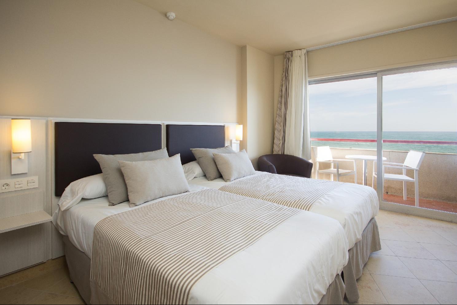Hotel El Puerto By Pierre Vacances Fuengirola Exterior photo
